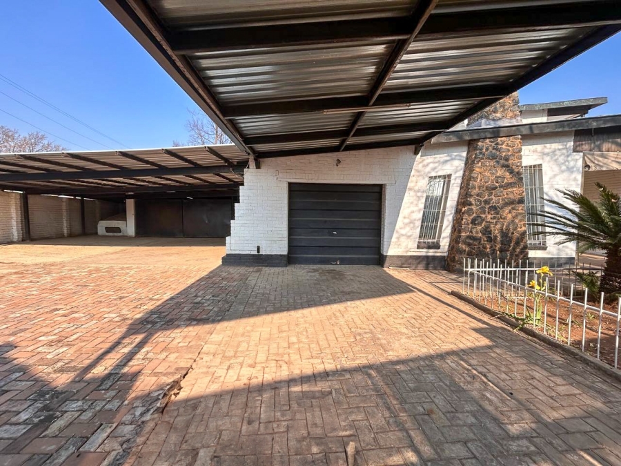 4 Bedroom Property for Sale in Parys Free State
